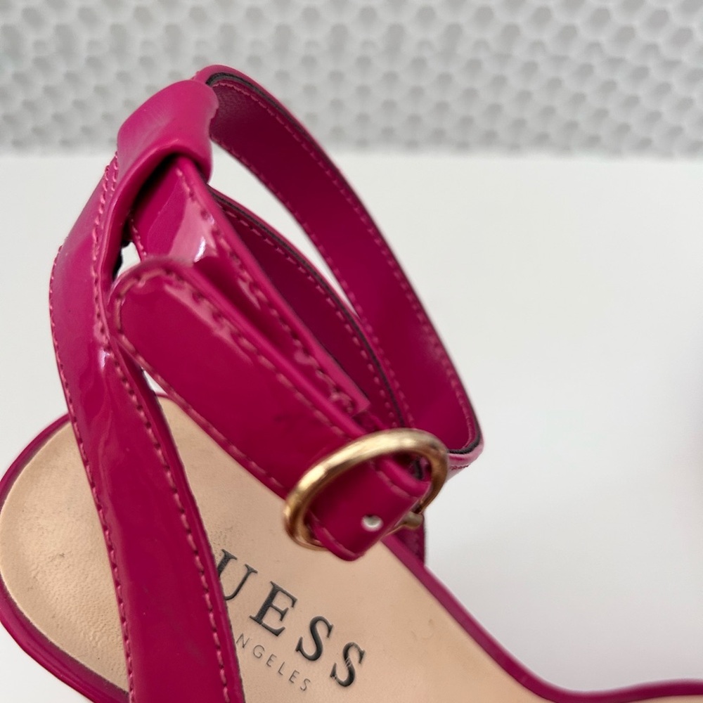 Guess Hot Pink Platform Women’s Block Heel Ankle Strap & Gold G Top Size 7 1/2M - Picture 10 of 11